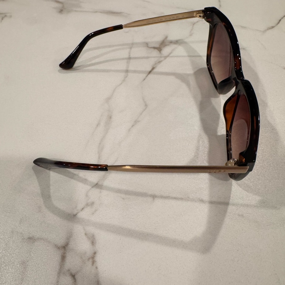 Diff Tortoise Shell Sunglasses - image 3